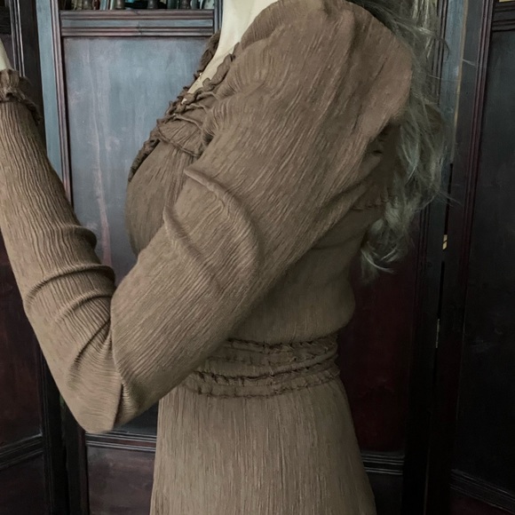 Moon River Midi Maxi long sleeve Brown Dress. XS - Picture 4 of 6